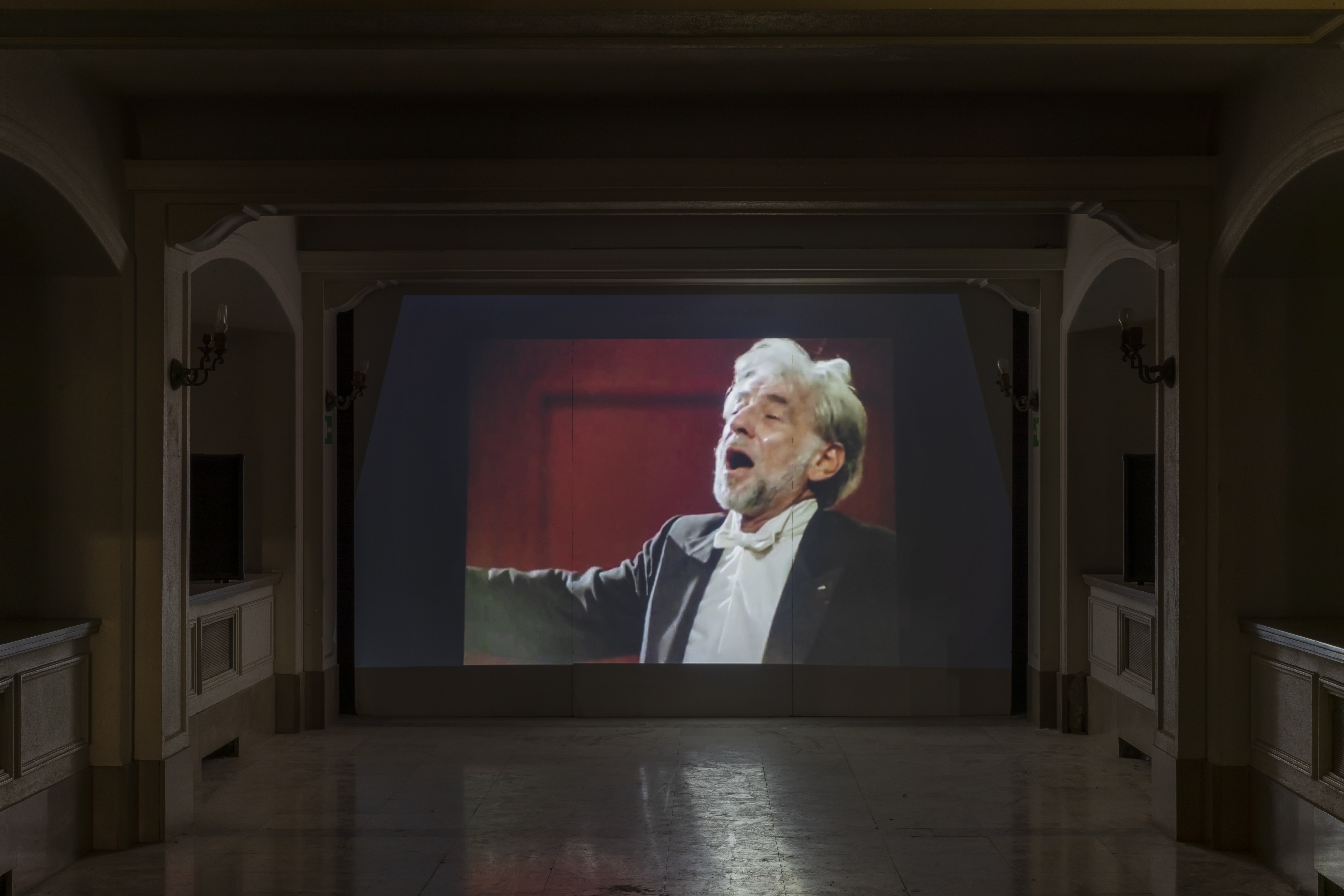 Making the walls quake